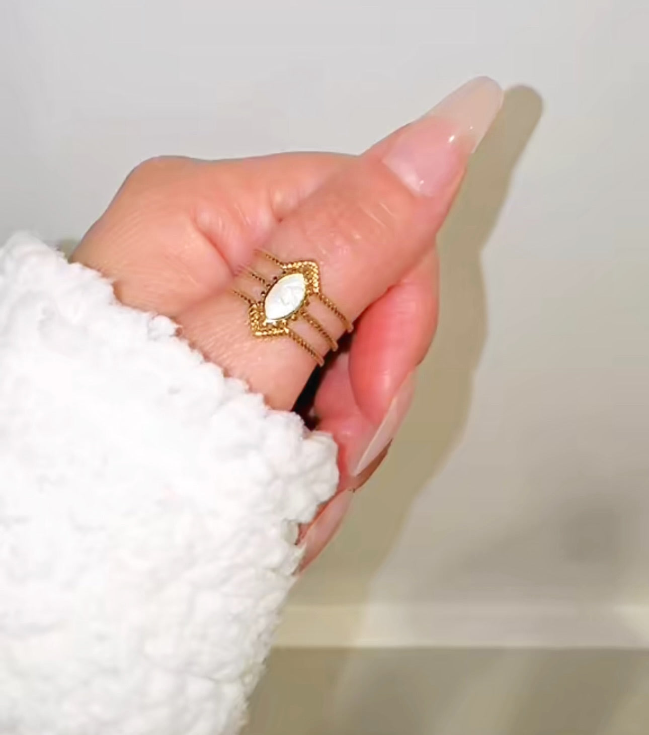 Ellipse Geometric Open Ring