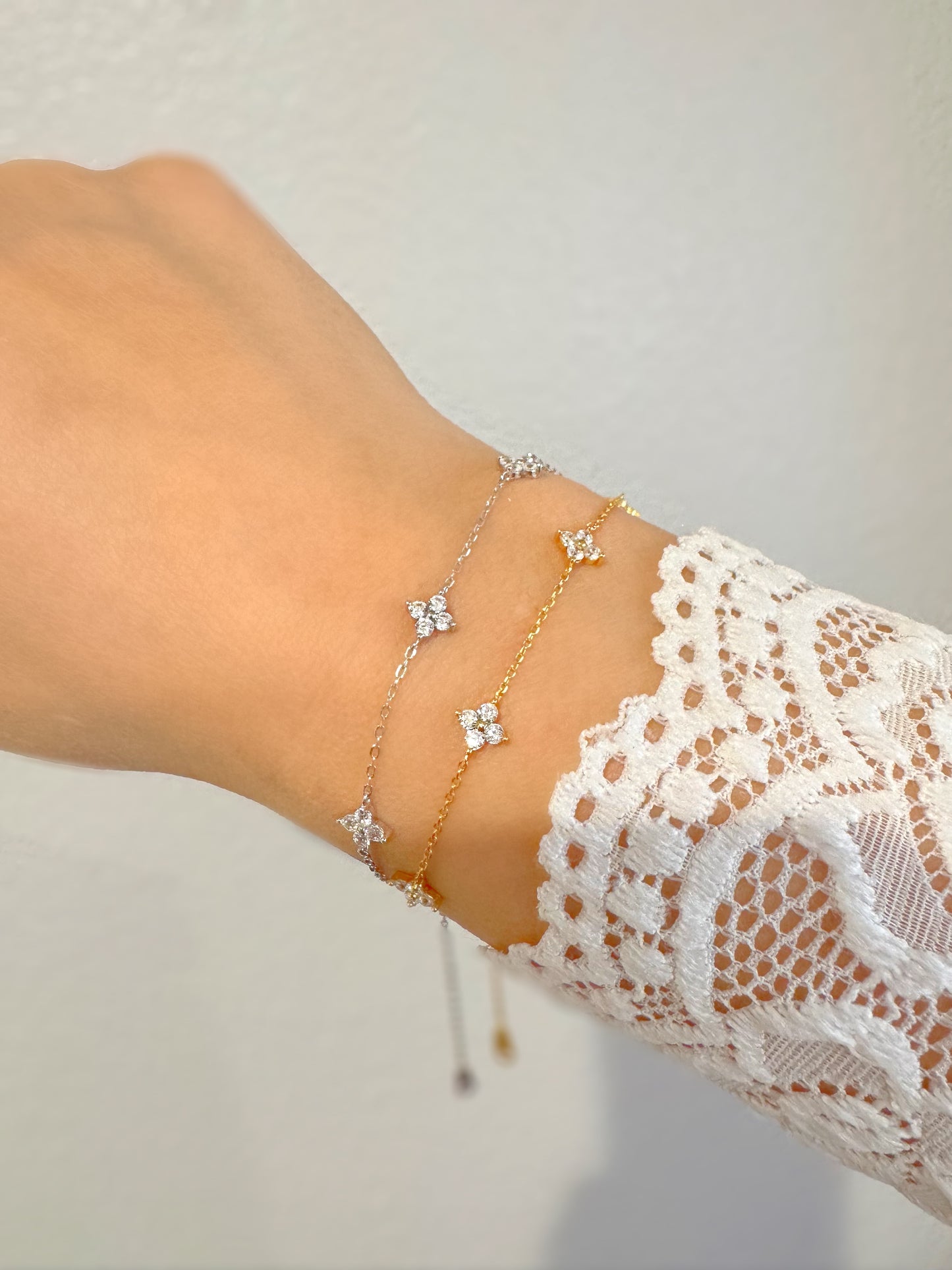 Dainty Flowers Forget Me Not Bracelet